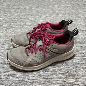 Columbia Novo Trail Hiking Shoe Size 7